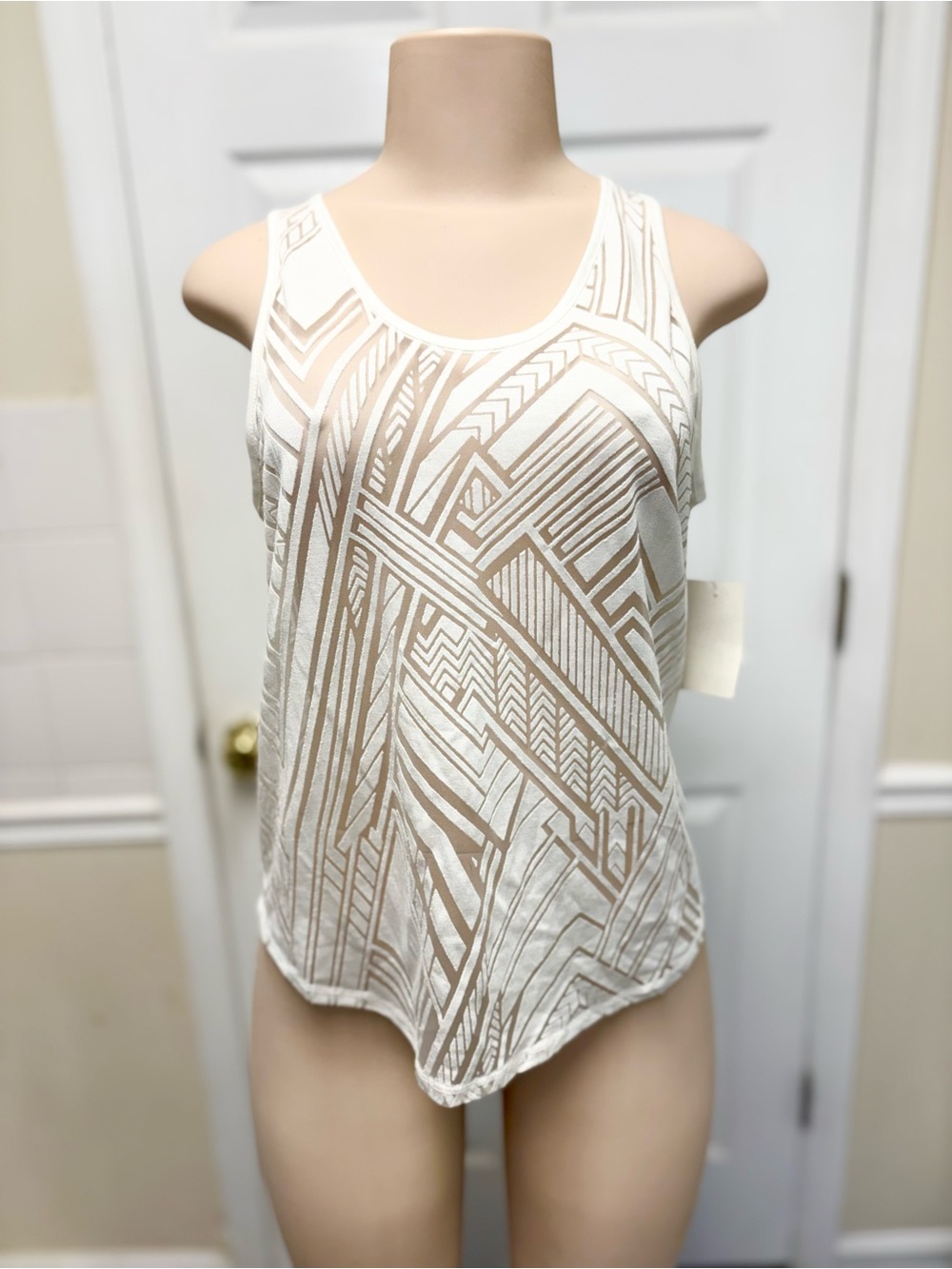 Trouvé Tank Top NWT Small White Gray Geometric Print Racerback Nordstrom